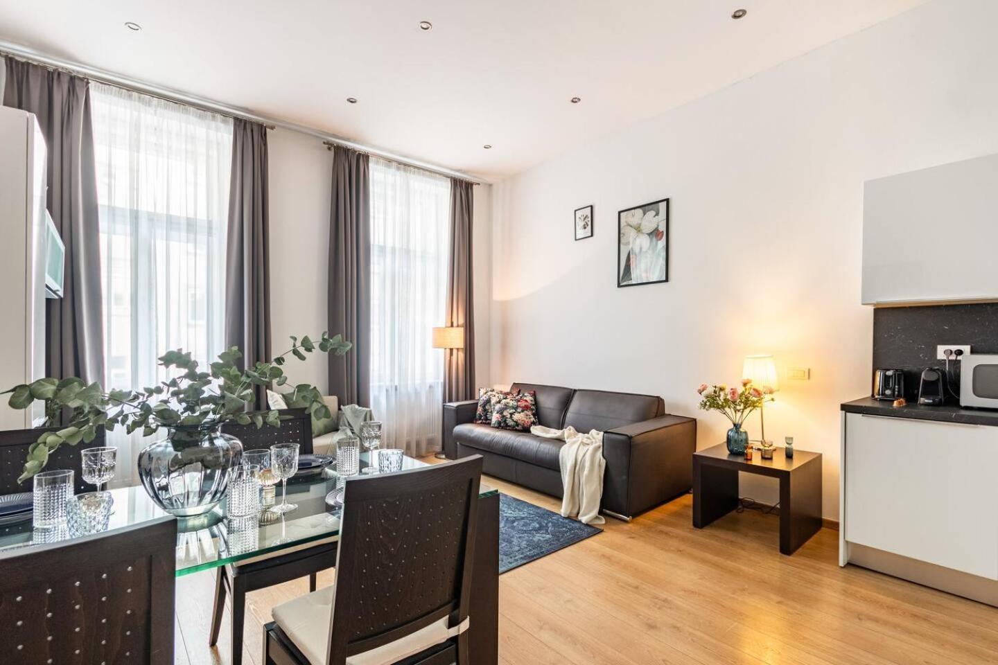 Place Of Grace - 50 Meters From Dancing House Daire *