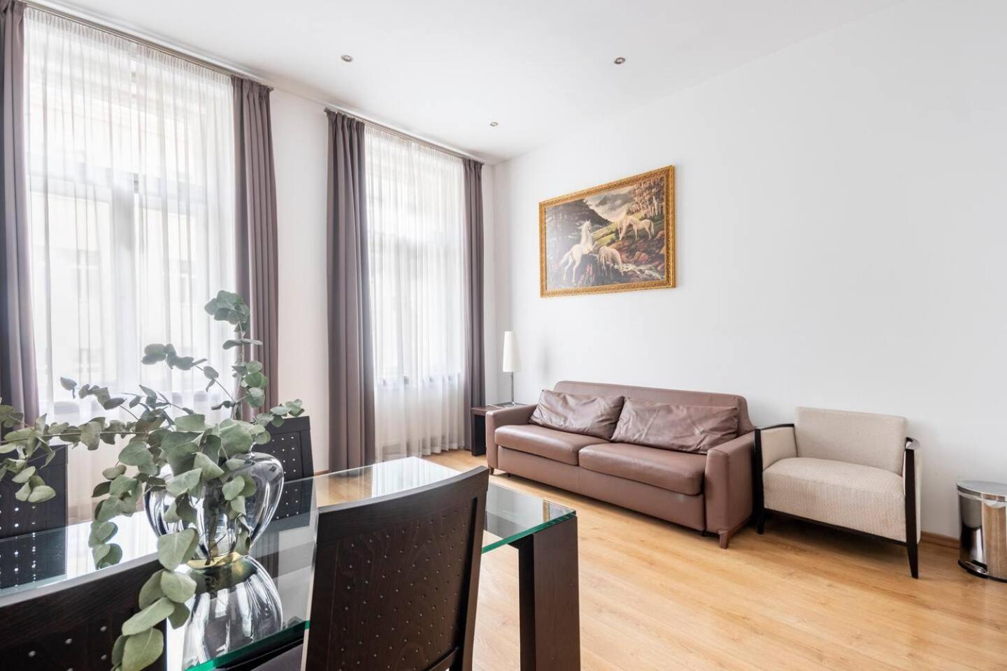 Daire Place Of Grace - 50 Meters From Dancing House